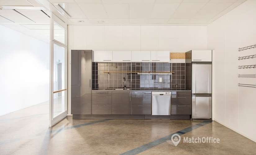 Kontorsplatser(Yta:398 m²)	att hyra i Spånga, Fagerstagatan 18 B, 163 53 Kista. WiFi-anslutning ingår | MatchOffice.se