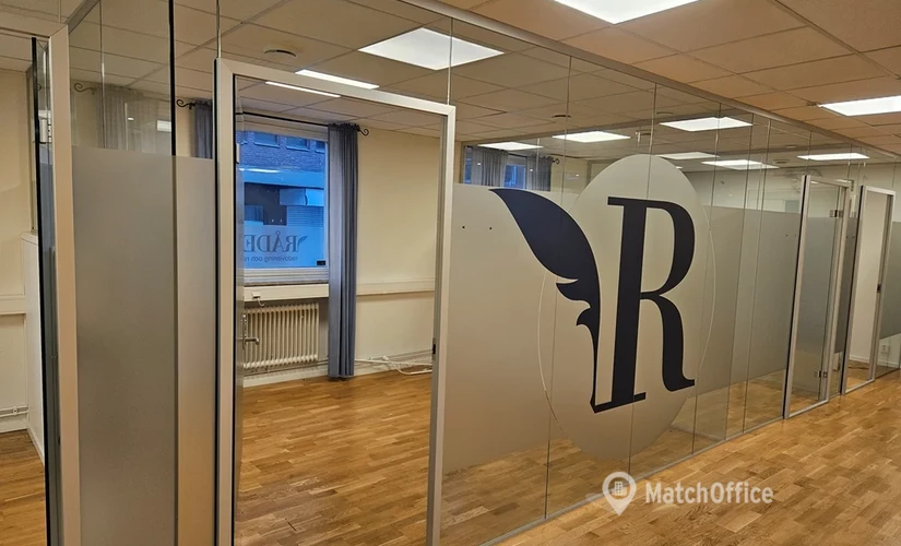 Kontorsplatser(Yta:182 m²)	att hyra i Careliigatan 1, 633 20 Eskilstuna. Lång- och korttidsuthyrning | MatchOffice.se