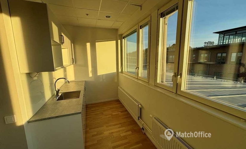 Kontorshotell(Yta:315 m²) att hyra i Telegrafgatan 6 A, 169 72 Solna. Fullt utbud av faciliteter | MatchOffice.se