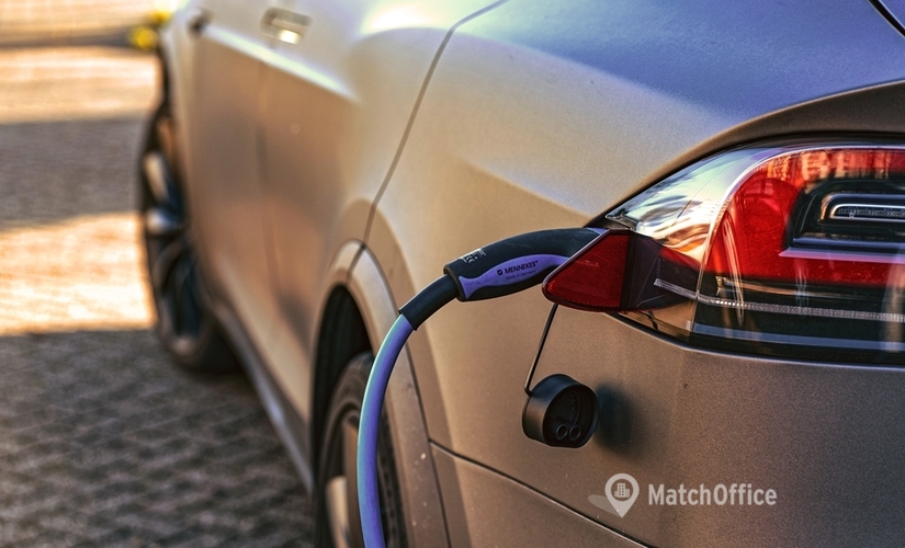 Kontorsplatser(Yta:2615 m²) för uthyrning i Stockholm, Tullvaktsvägen 15, 115 56 Östermalm. WiFi-anslutning ingår | MatchOffice.se