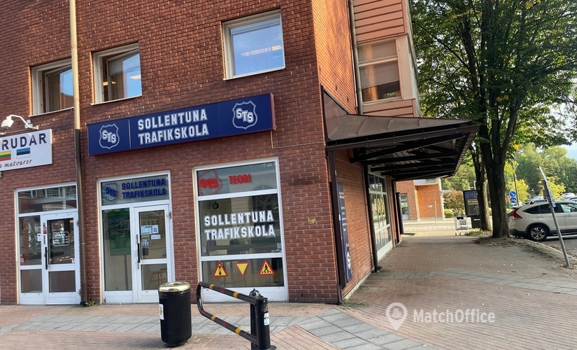 Butik(Yta:74 m²) att hyra i Sollentuna, ANIARAPLATSEN 2-4, 191 47 Sollentuna. Endast från verifierade hyresvärdar | MatchOffice.se