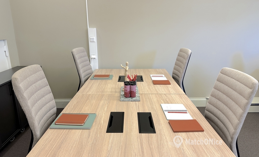 Kontorslokaler(Yta:36 m²) att hyra i Vasagatan 28, 111 20 Norrmalm. Lång- och korttidsuthyrning | MatchOffice.se