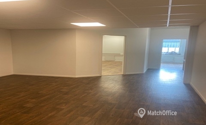 Kontorsrum(Yta:237 m²)	att hyra i Rinkebytorget 1, 163 73 Spånga. Fullt utbud av faciliteter | MatchOffice.se