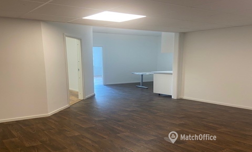 Kontor(Yta:95 m²)	för uthyrning i Rinkebytorget 1, 163 73 Spånga. WiFi-anslutning ingår | MatchOffice.se