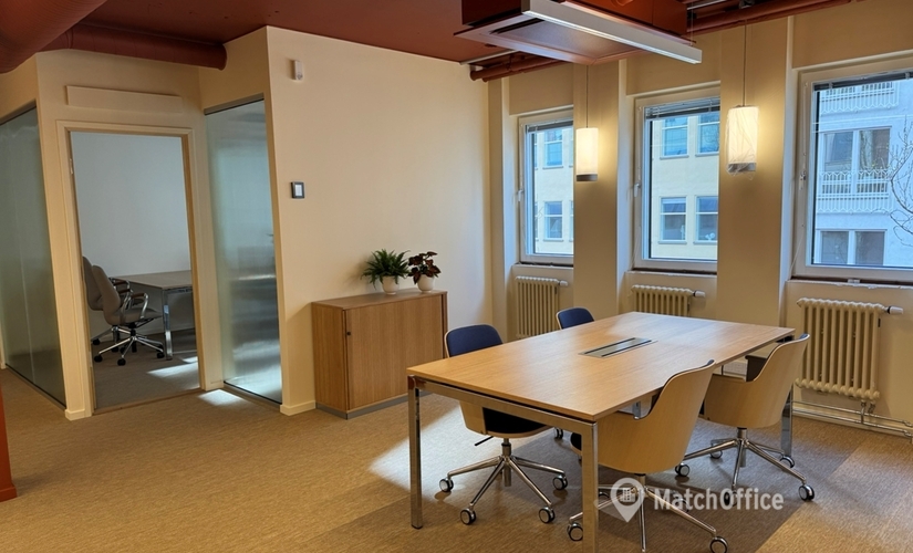 Kontorsutrymme(Yta:200 m²) att hyra i Stockholm, Luntmakargatan 22, 111 37 Norrmalm. Bra läge | MatchOffice.se