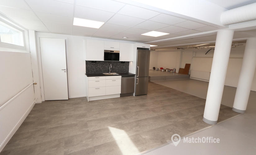 Lagerlokal(Yta:255 m²) för uthyrning i Gustaf Dalénsgatan 19, 417 05 Lundby. Inga extra avgifter | MatchOffice.se