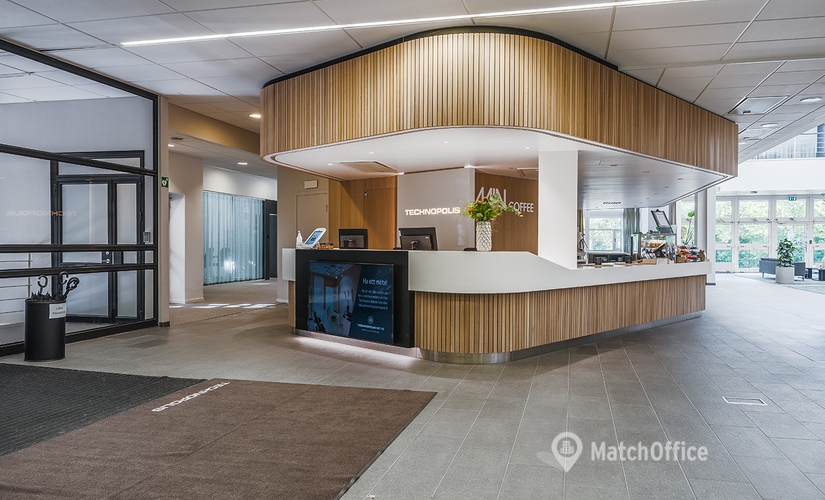 Kontorsrum(Yta:1420 m²)	för uthyrning i Kronborgsgränd 7, 164 46 Kista. WiFi-anslutning ingår | MatchOffice.se