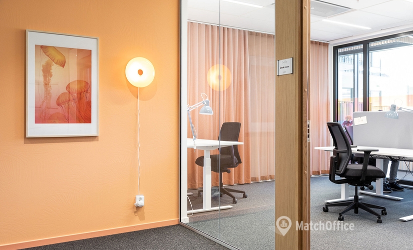 Flexibel arbetsplats(Yta:100 m²) att hyra i Hyllie Boulevard 35, 215 32 Hyllie . Endast från verifierade hyresvärdar | MatchOffice.se