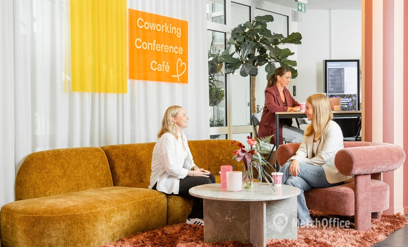 Flexibel arbetsplats(Yta:100 m²) att hyra i Carlsgatan 12A, 211 20 Malmö Centrum. Tillgång 24/7 | MatchOffice.se