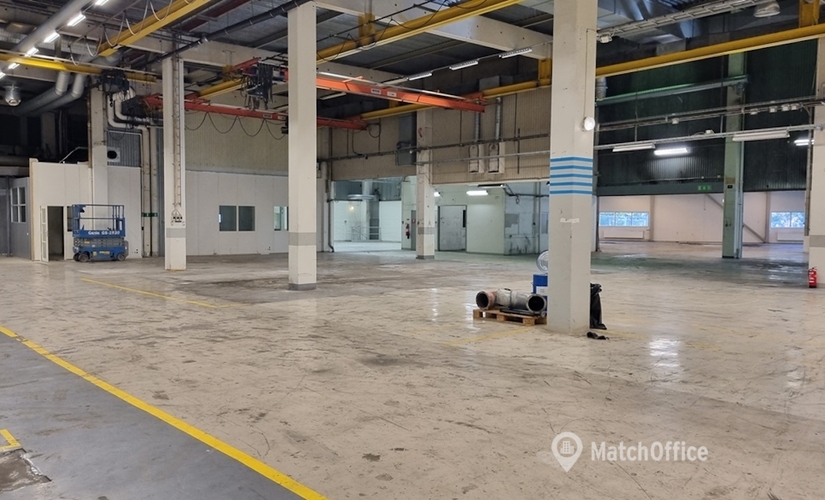 Lagerutrymme(Yta:4850 m²) för uthyrning i Västbergavägen 32, 126 30 Hägersten. Inga extra avgifter | MatchOffice.se																	