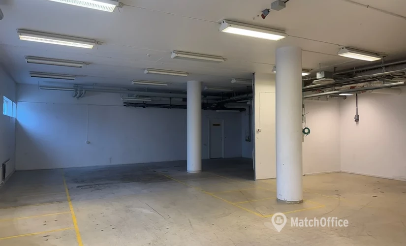 Butikslokal(Yta:1200 m²) att hyra i Stormbyvägen 6, 163 55 Norrmalm. Bra läge | MatchOffice.se