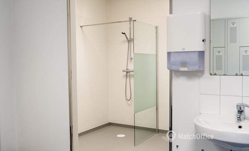 Kontorslokaler(Yta:130 m²)	att hyra i Spånga, Finspångsgatan 54 B, 163 53 Kista. Handikappanpassad | MatchOffice.se