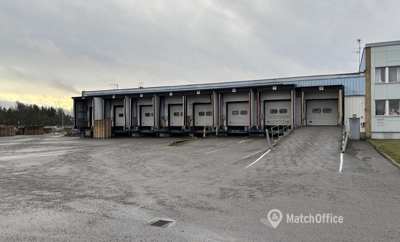 Lagerlokal(Yta:1156 m²) att hyra i Lunda, Domnarvsgatan 2D, 163 53 Kista. Inga extra avgifter | MatchOffice.se