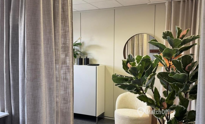 Företagshotell(Yta:40 m²) för uthyrning i Månskärsvägen 10 B, Kungens Kurva, 141 75 Huddinge. Lång- och korttidsuthyrning | MatchOffice.se