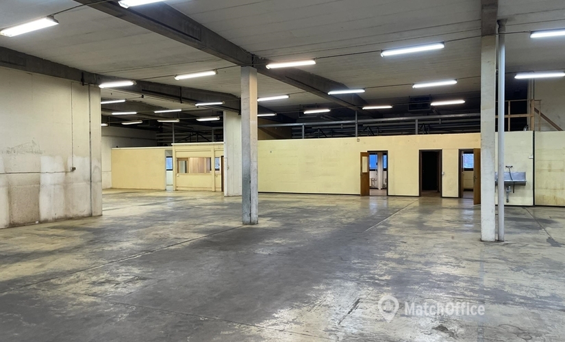 705 m² Office warehouse for rent in Burlov, Företagsvägen 29 (232 37) - 2 | MatchOffice