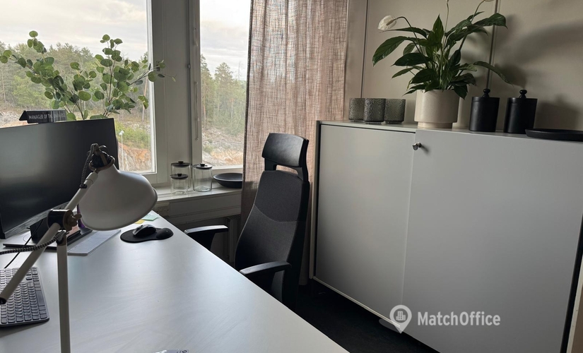 Kontorsutrymme(Yta:40 m²)	att hyra i Månskärsvägen 10B. KungensKurva, 141 75 Huddinge. Endast från verifierade hyresvärdar | MatchOffice.se