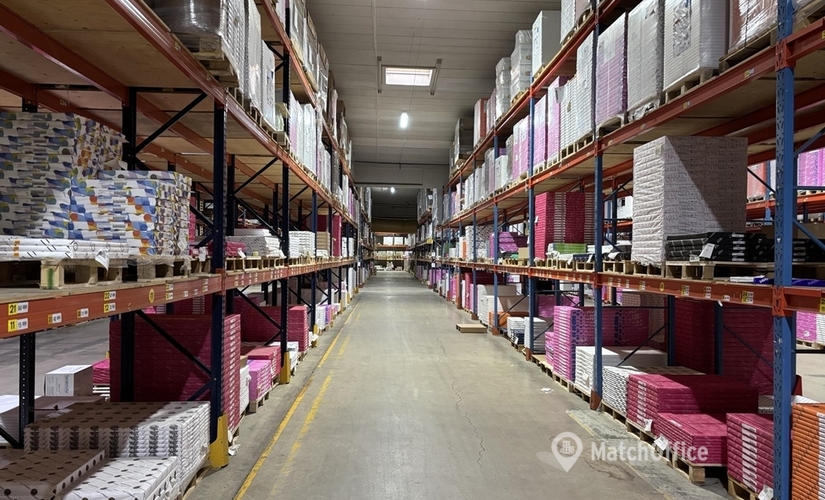 Lagerutrymme(Yta:12583 m²) att hyra i Rörvägen 3, Jordbro, 137 41 Johanneshov. Fullt utbud av faciliteter | MatchOffice.se																	