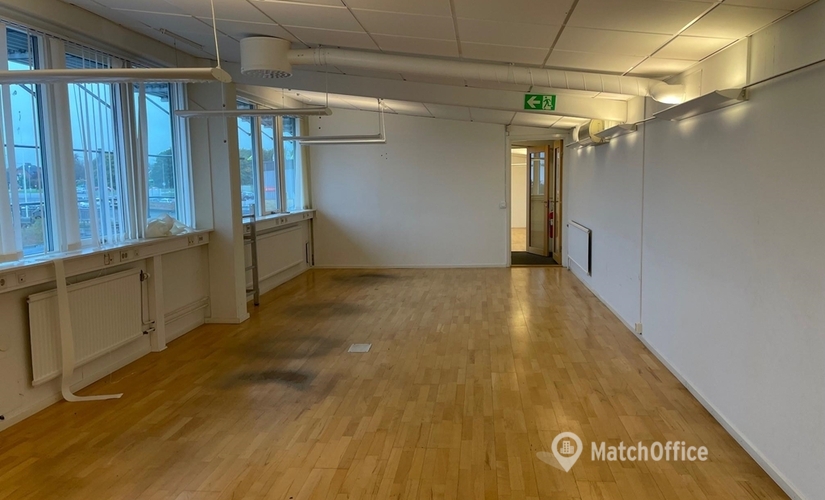 Företagshotell(Yta:155 m²) att hyra i Malmö, Cederströmsgatan 4, 212 39 Husie. Endast från verifierade hyresvärdar | MatchOffice.se