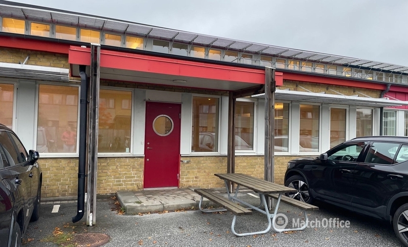 Affärscentrum(Yta:155 m²) att hyra i Malmö, Cederströmsgatan 4, 212 39 Husie. Endast från verifierade hyresvärdar | MatchOffice.se