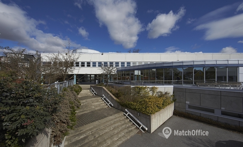 Verkstad(Yta:1348 m²) för uthyrning i Sidensvansvägen 8, 192 55 Sollentuna. Endast från verifierade hyresvärdar | MatchOffice.se