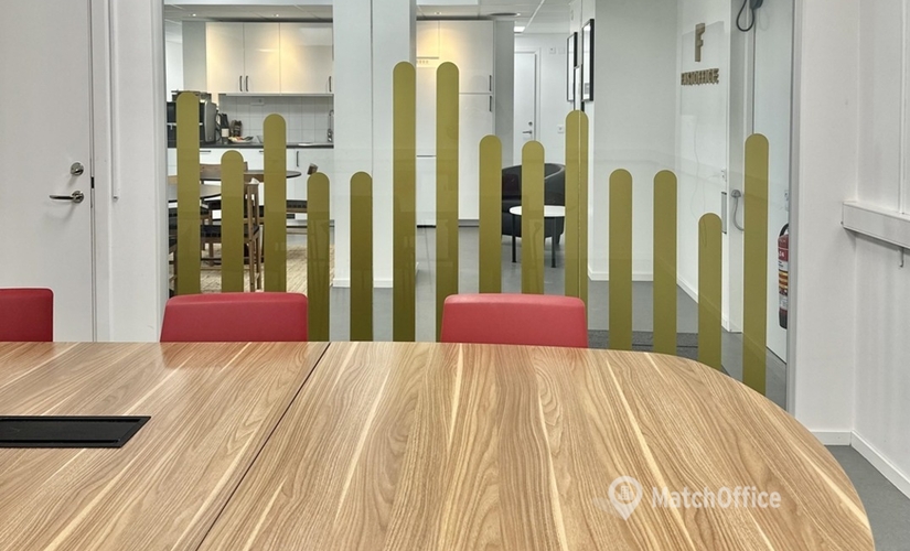 Coworking utrymme(Yta:75 m²) att hyra i Bredängstorget 3, 127 32 Skärholmen. Inga extra avgifter | MatchOffice.se