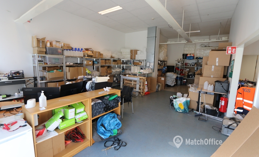 Lagerutrymme(Yta:95 m²) att hyra i Victor Hasselblads Gata 9, 421 31 Göteborg Centrum. Lång- och korttidsuthyrning | MatchOffice.se