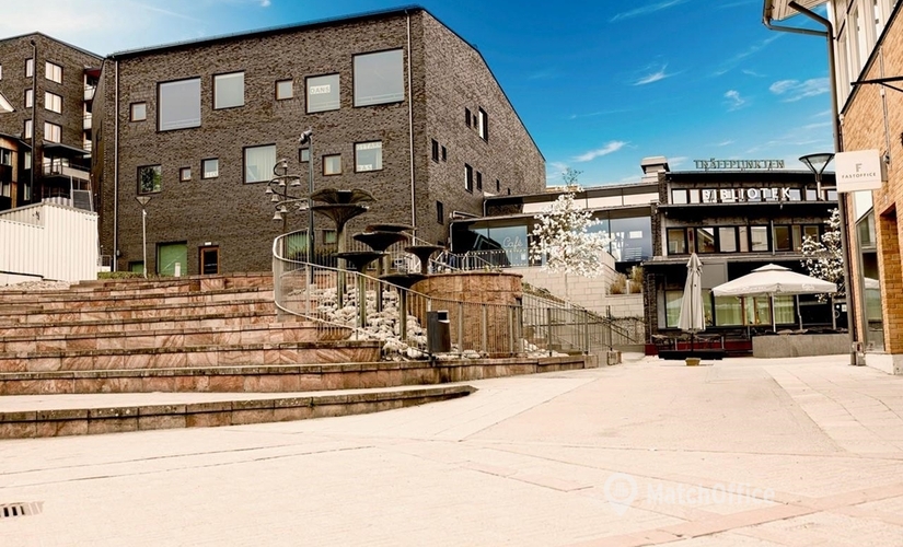 Kontorsplatser(Yta:928 m²) för uthyrning i Raisiogatan 1, 195 30 Sigtuna. Fullt utbud av faciliteter | MatchOffice.se