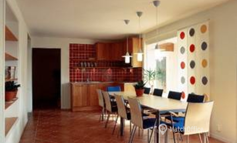 Affärscentrum(Yta:60 m²) för uthyrning i Gymnasievägen 22, 141 38 Farsta. Handikappanpassad | MatchOffice.se