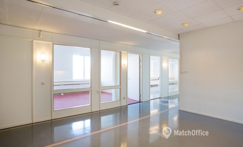 210 m² Commercial office up for rent in Upplands Vasby, Johanneslundsvägen 4, 194 61  - 3 | MatchOffice.com