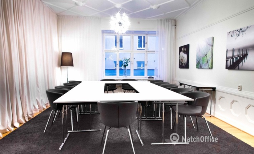 35 m² Business park place for rent in Stockholm Ostermalm, Artillerigatan 6 (114 51) - 1 | MatchOffice.com