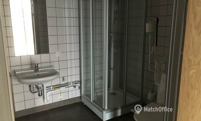 204 m² Business space in Hyllie , Hyllie stationstorg 2 (215 32) - 2 | MatchOffice.com