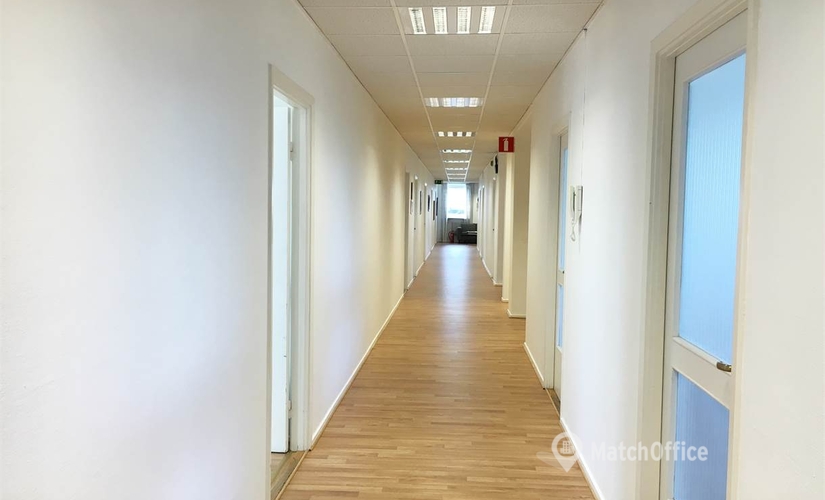 Affärscentrum(Yta:410 m²) för uthyrning i Bjurögatan 48, 211 24 Malmö Norr. WiFi-anslutning ingår | MatchOffice.se