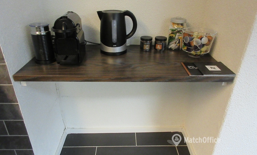 Kontorshotell(Yta:34 m²) för uthyrning i Kronborgsgatan 3, 252 22 Helsingborg. WiFi-anslutning ingår | MatchOffice.se