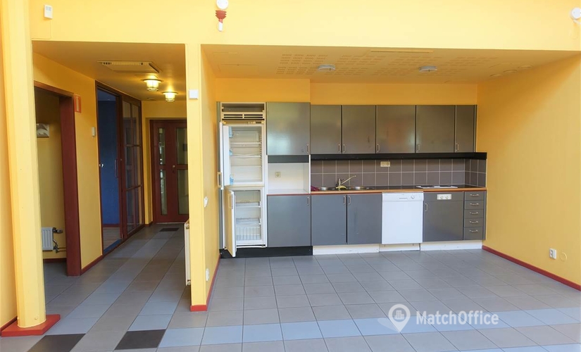 Kontorsrum(Yta:520 m²) att hyra i Arlövsvägen 4, 21124 Malmö Norr. Bra läge | MatchOffice.se