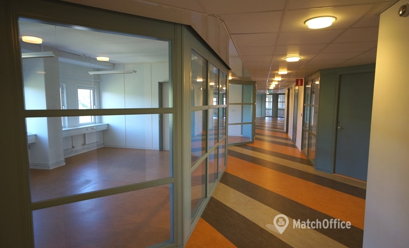 566 m² flexibla Kontor att hyra i Huddinge-Farsta, Farsta (123 43) skulle vara fördelaktigt för ditt företag  - 4 | MatchOffice