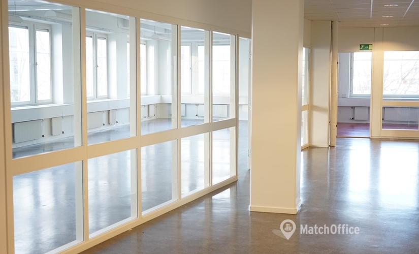 585 m² kommersiell Butik uthyres i Kista, Kista (164 74) - 1 | MatchOffice.se