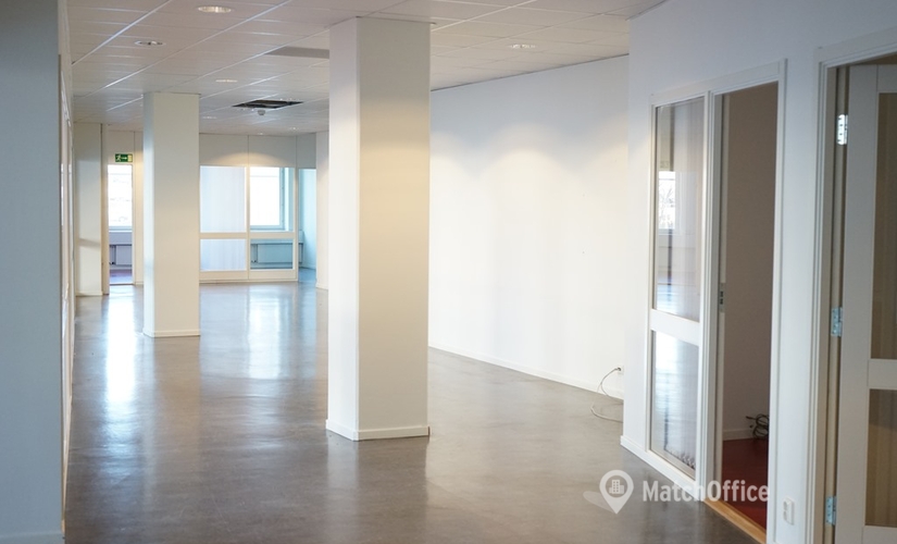 585 m² kommersiell Butikslokal uthyres i Kista, Kista (164 74) - 2 | MatchOffice.se