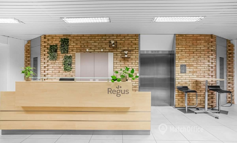 10 m² Shared workspace  in Ljubljana, Trg. Republike 3 (1000) - 1 | MatchOffice