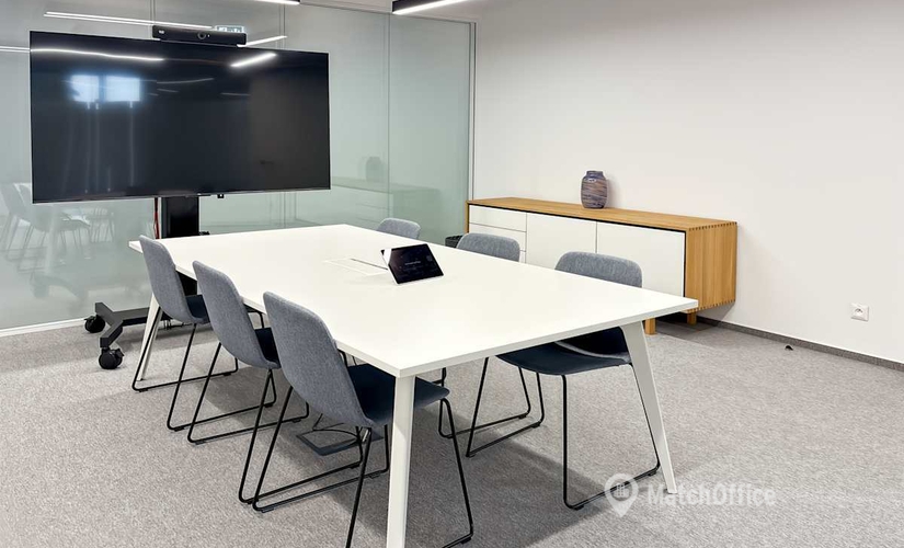 10 m² Shared workspace in Bratislava, Metodova 8 (821 08) - 2 | MatchOffice.com