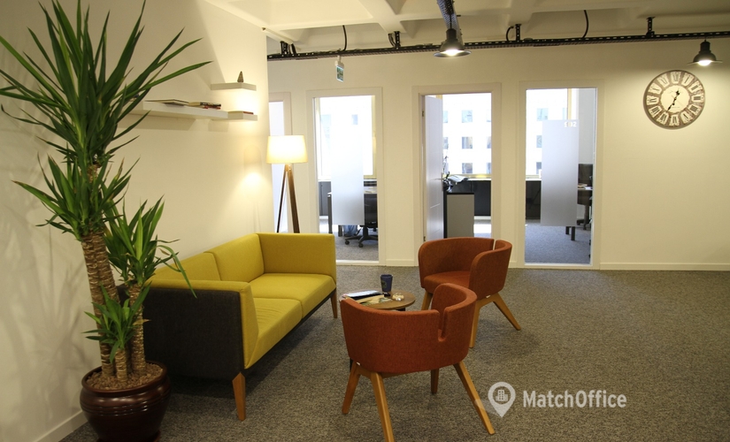 38 m² Business space in Şişli, 19 Mayıs Mah 19 Mayıs Cad. Golden Plaza No:3 K:9 (34360) - 4 | MatchOffice