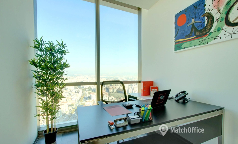 40 m² Business park place available to rent in Ízmir, Manas Bulvarı Yanyolu 47 (35530) - 1 | MatchOffice.com