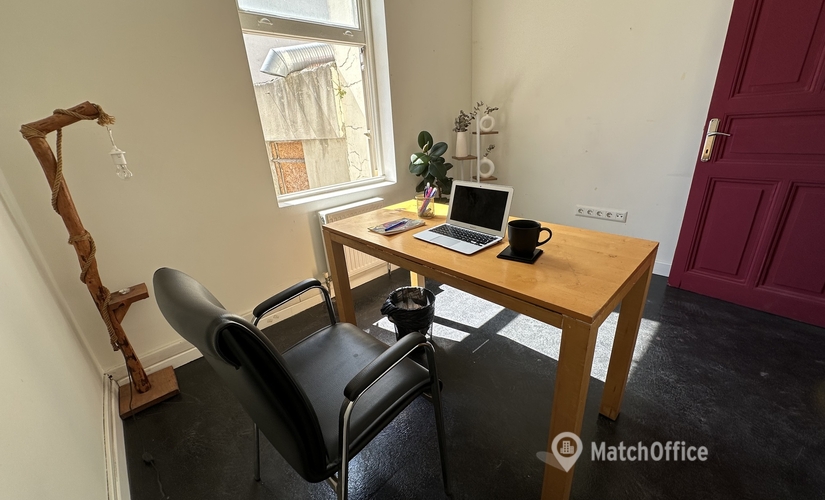 Office Meşrutiyet Caddesi No:19/2 34421 Beyoğlu