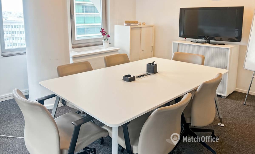 10 m² Shared office  in Ankara, Ataturk Bulvari No:185 (06680) - 2 | MatchOffice