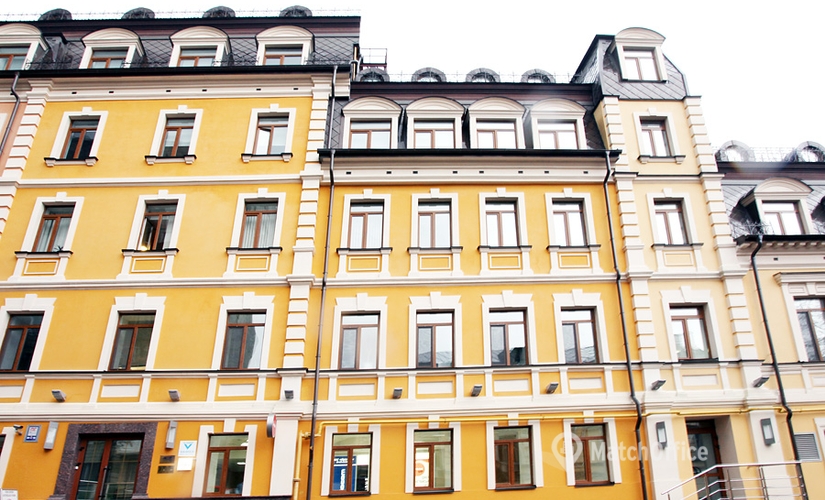 Бізнес-центр вулиця Петра Сагайдачного 25B 04070 Подільський район