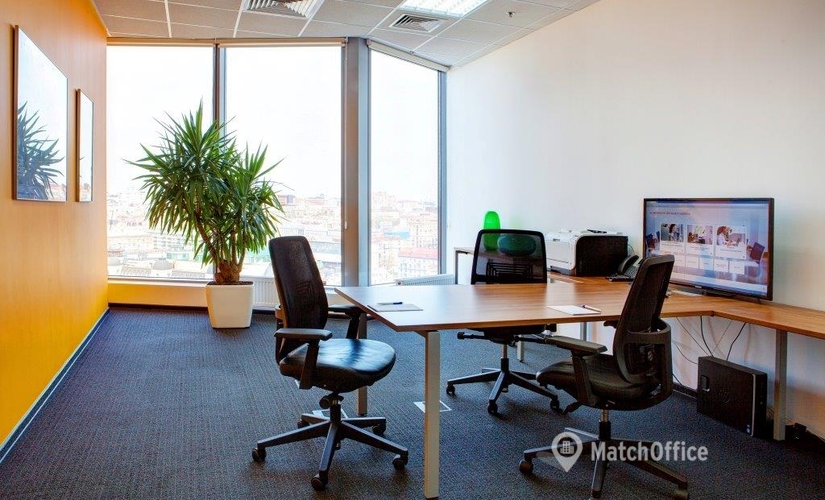 35 m² Shared workspace  in Pechersky district, Спортивна площа 1A  (02000) - 4 | MatchOffice.com