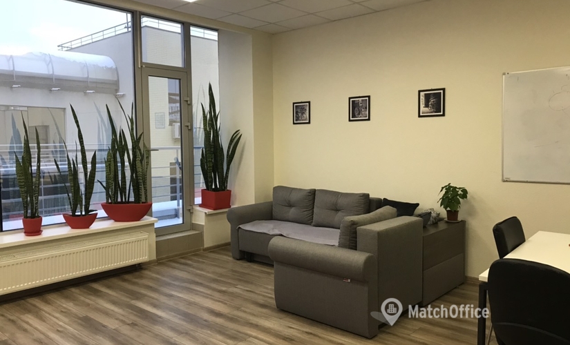 Офіс вулиця Іллінська 04070 Подільський район