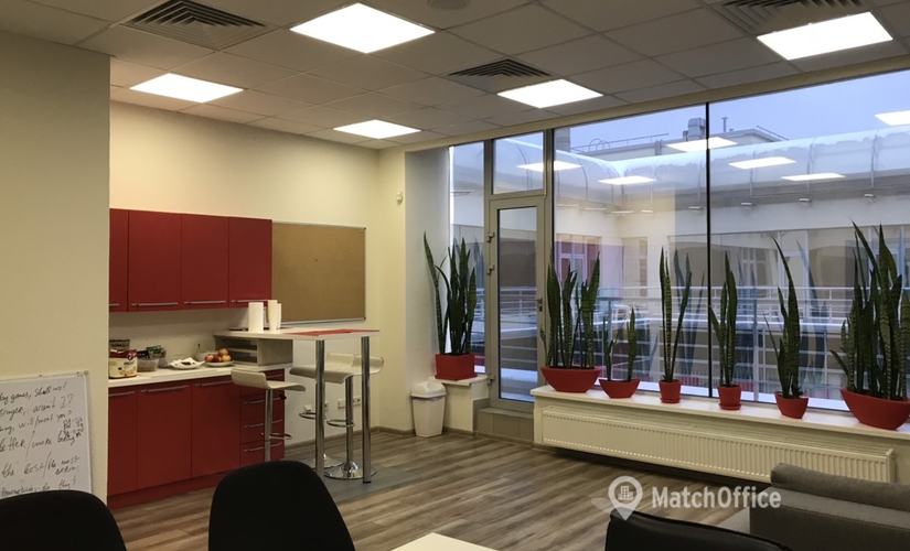 Офіс вулиця Іллінська 04070 Подільський район