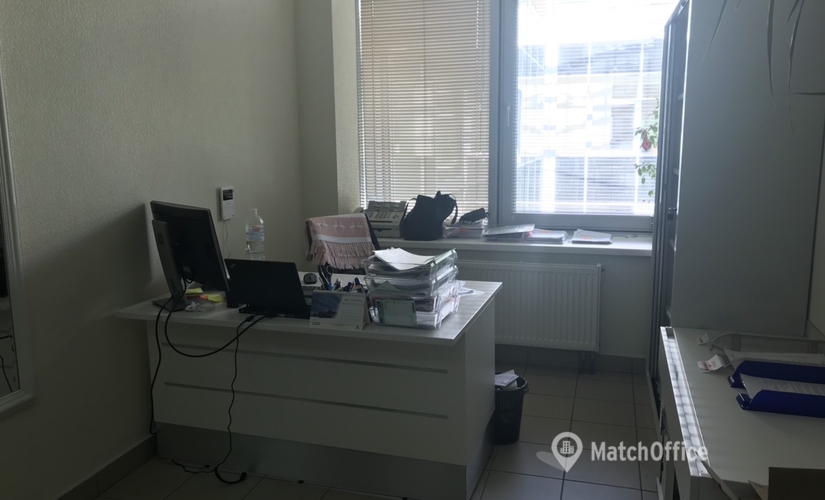 Business center вулиця Іллінська 04070 Podolsky district
