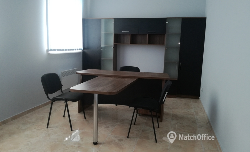 Бізнес-центр вулиця Гвардійська 153 75100 Цюрупинський район