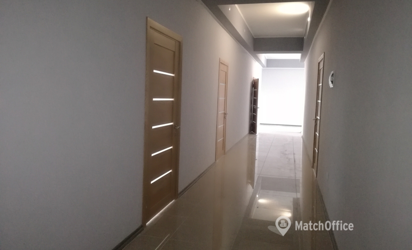 Бізнес-центр вулиця Гвардійська 153 75100 Цюрупинський район